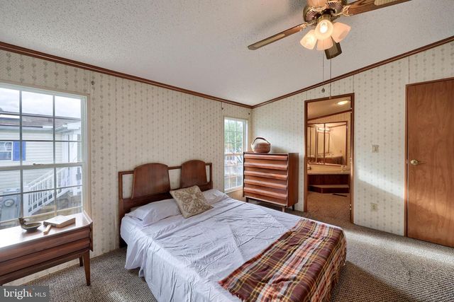 564 W CEDAR ST, Palmyra, PA 17078