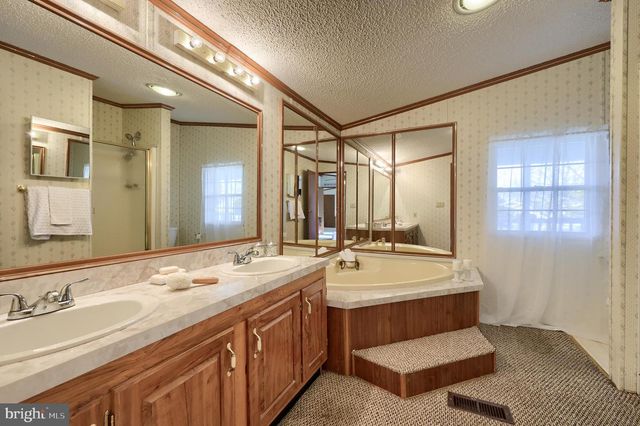 564 W CEDAR ST, Palmyra, PA 17078