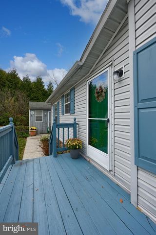 564 W CEDAR ST, Palmyra, PA 17078