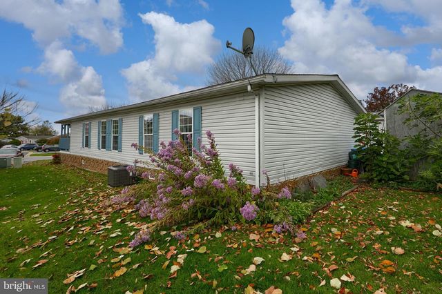 564 W CEDAR ST, Palmyra, PA 17078