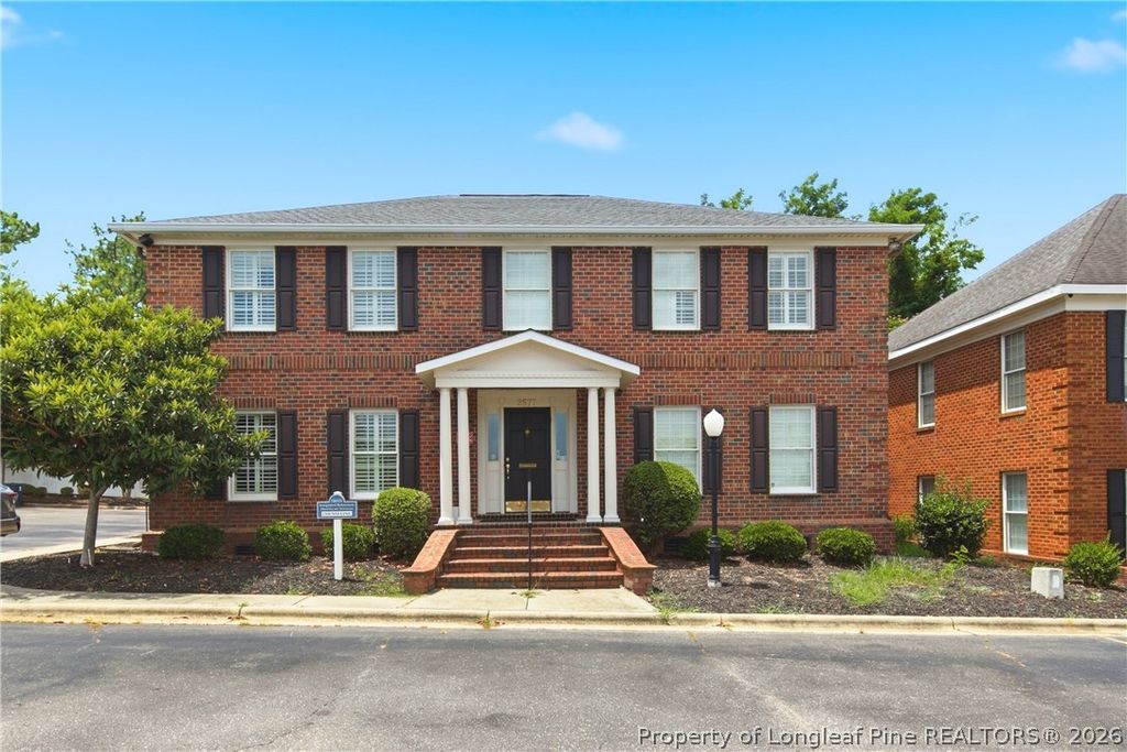 2577 Ravenhill Drive, Fayetteville, NC 28303 — exterior