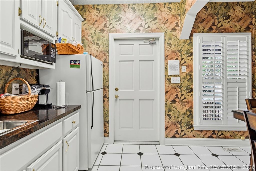2577 Ravenhill Drive, Fayetteville, NC 28303 — photo 18