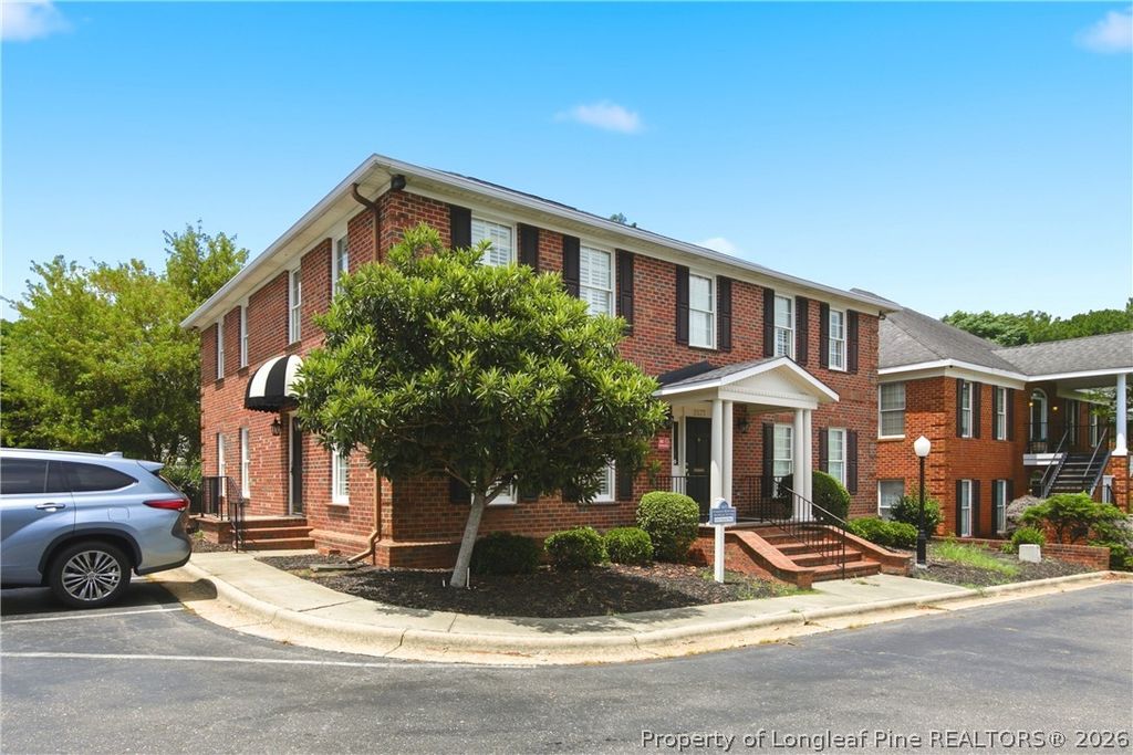 2577 Ravenhill Drive, Fayetteville, NC 28303 — photo 3