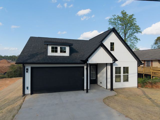 193 W Wood Street, Spartanburg, SC 29303