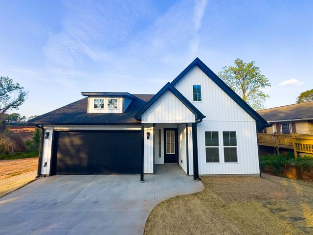 193 W Wood Street, Spartanburg, SC 29303