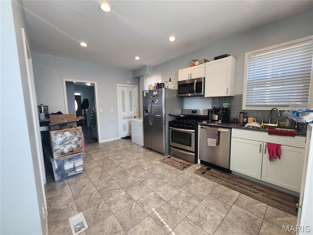 607 Beacon Street, Alton, IL 62002