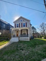 607 Beacon Street, Alton, IL 62002