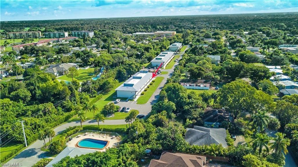 1095 Rosemary CT, NAPLES, FL 34103 — photo 3