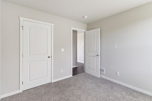 1016 35th Street SW, Altoona, IA 50009