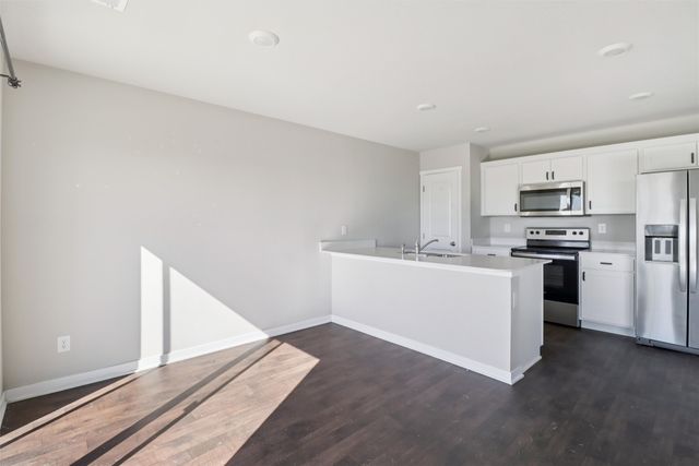 1016 35th Street SW, Altoona, IA 50009