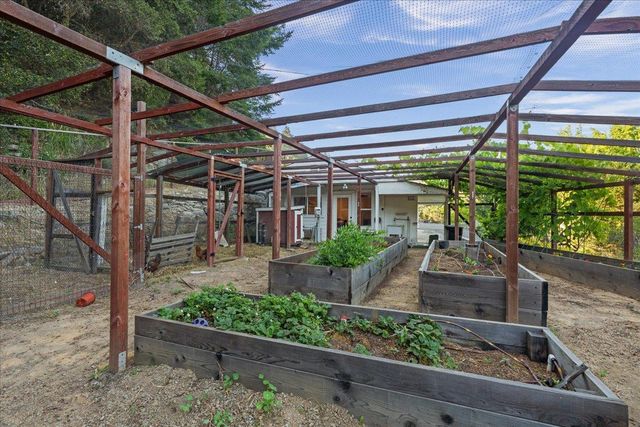 365 Granite Creek Road, Santa Cruz, CA 95065