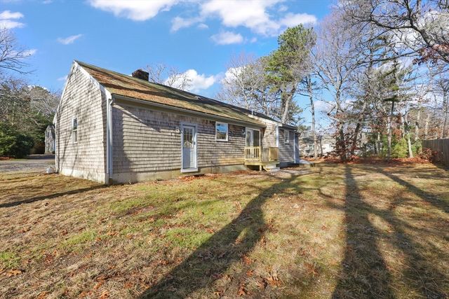 45 Pequot Road, Mashpee, MA 02469