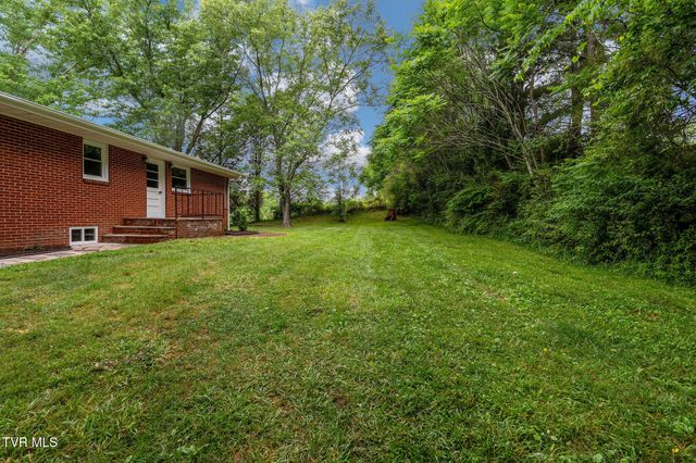 630 Briar Patch Lane, Greeneville, TN 37745