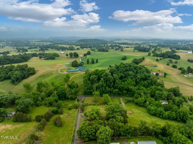 630 Briar Patch Lane, Greeneville, TN 37745