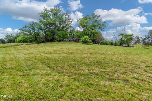 630 Briar Patch Lane, Greeneville, TN 37745