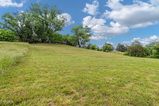 630 Briar Patch Lane, Greeneville, TN 37745