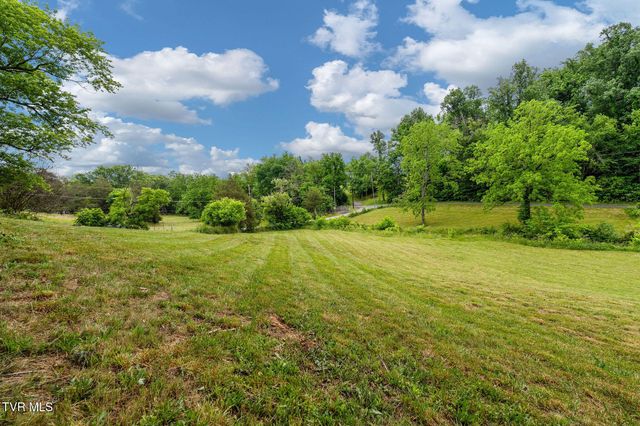 630 Briar Patch Lane, Greeneville, TN 37745