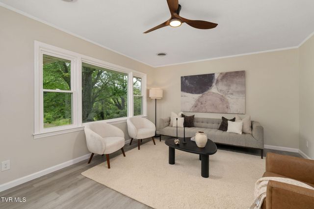 630 Briar Patch Lane, Greeneville, TN 37745