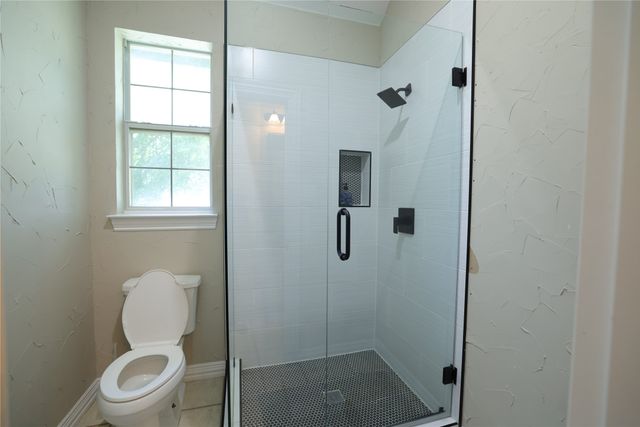 911 Walnut Falls Circle, Mansfield, TX 76063