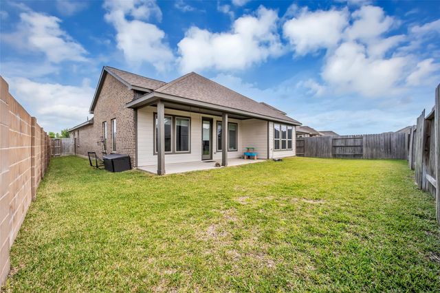 2502 Ocean Key Drive, Texas City, TX 77568