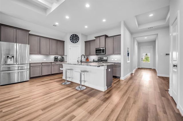 2502 Ocean Key Drive, Texas City, TX 77568