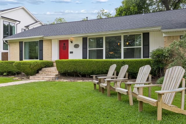429 Parkhurst Drive, Dallas, TX 75218