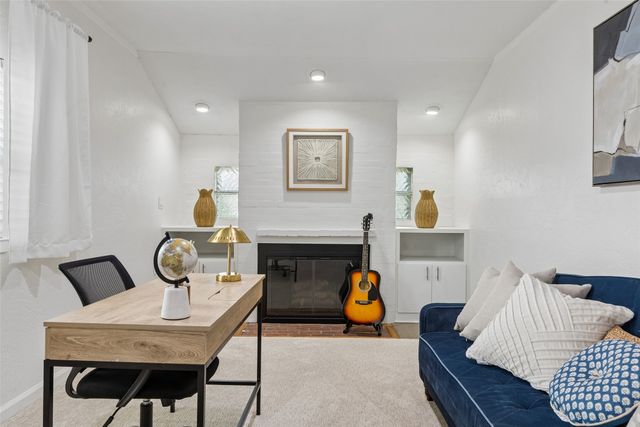 429 Parkhurst Drive, Dallas, TX 75218