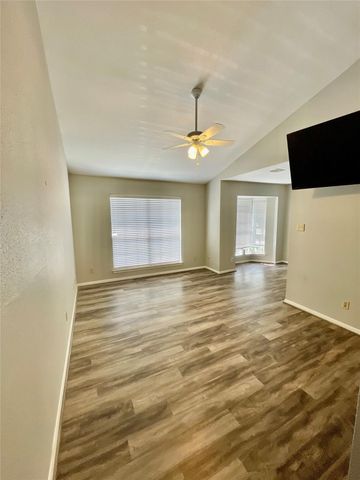 2121 El Paseo Street 1709, Houston, TX 77054