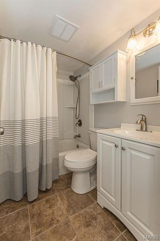 2022 Dawson Drive, St Charles, MO 63301
