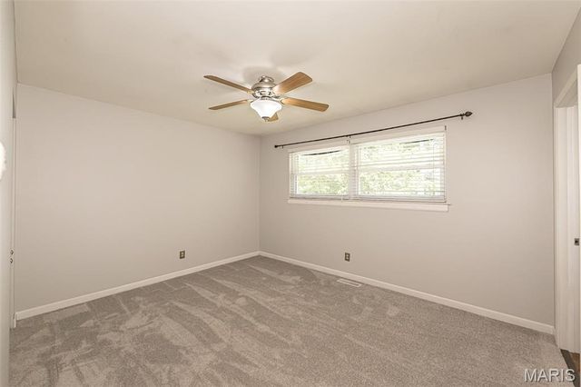 2022 Dawson Drive, St Charles, MO 63301