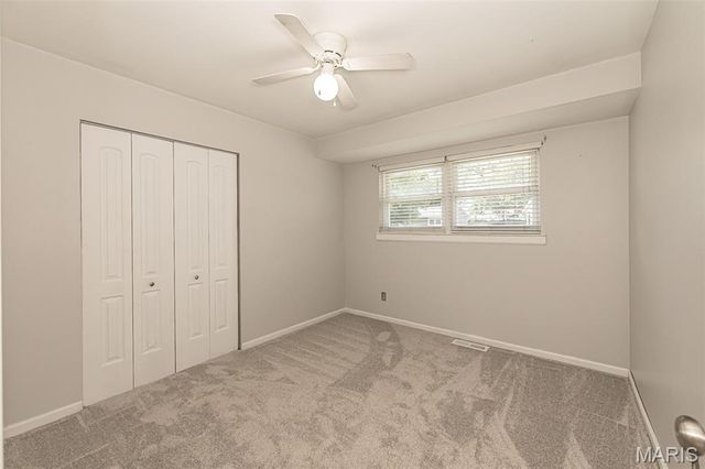 2022 Dawson Drive, St Charles, MO 63301