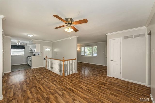 2022 Dawson Drive, St Charles, MO 63301