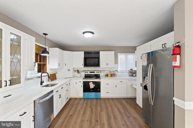 51 SALEM DR, Pennsville, NJ 08070