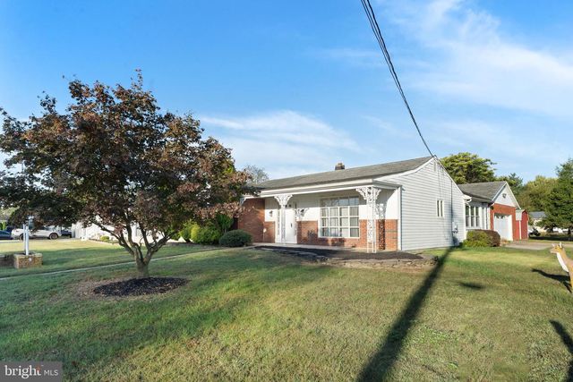 51 SALEM DR, Pennsville, NJ 08070