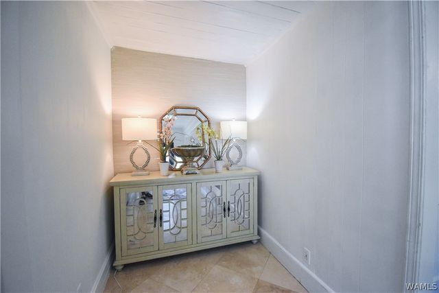 4 Stine, Tuscaloosa, AL 35405