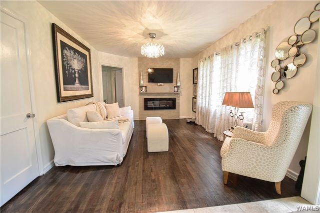 4 Stine, Tuscaloosa, AL 35405