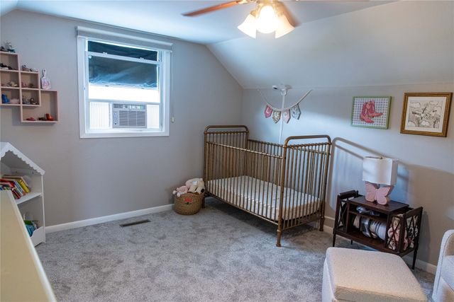 1115 Broadway Street, Pella, IA 50219