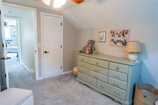 1115 Broadway Street, Pella, IA 50219