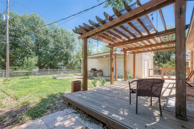 1309 2nd Street, Rosenberg, TX 77471