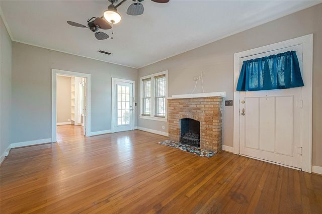 1309 2nd Street, Rosenberg, TX 77471