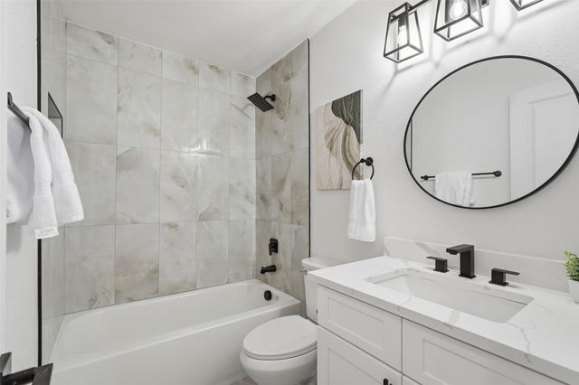 763 Lakeside Drive, Rockwall, TX 75032