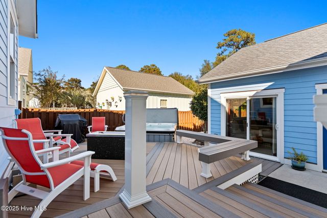 828 Cades Trail, Southport, NC 28461