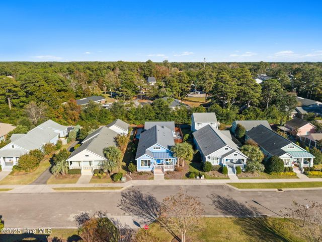 828 Cades Trail, Southport, NC 28461