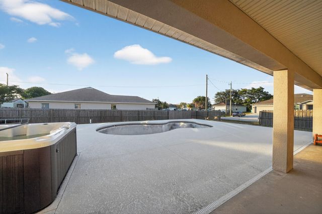 1702 SW Gloria Lane, Port St. Lucie, Port St Lucie, FL 34953