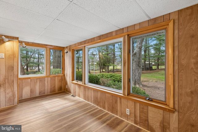 314 MIDFIELD DR, Ambler, PA 19002