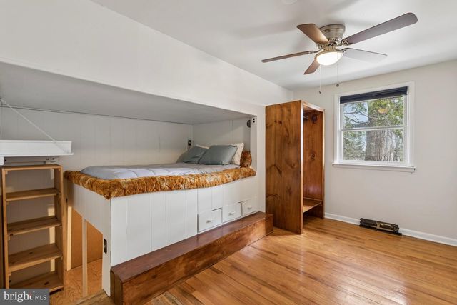 314 MIDFIELD DR, Ambler, PA 19002