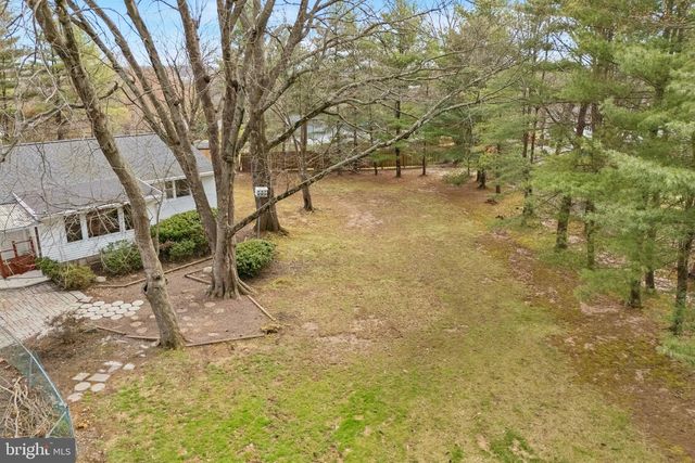 314 MIDFIELD DR, Ambler, PA 19002