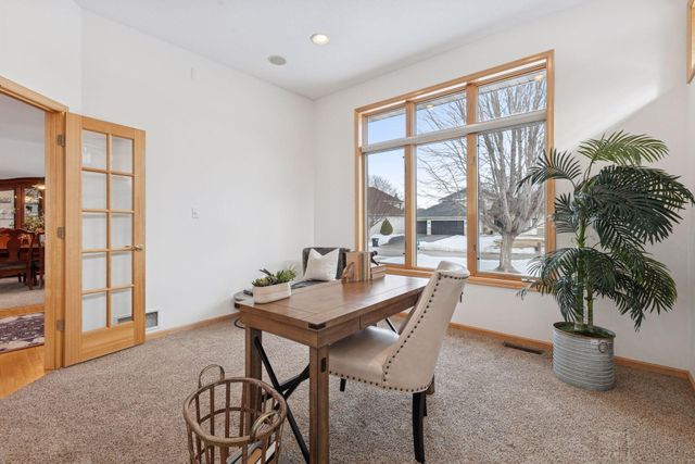 9363 Tewsbury Gate N, Maple Grove, MN 55311