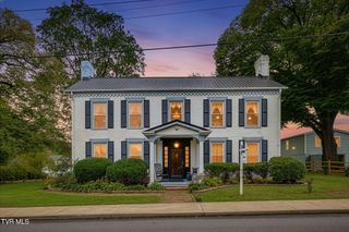 215 South Irish Street, Greeneville, TN 37743