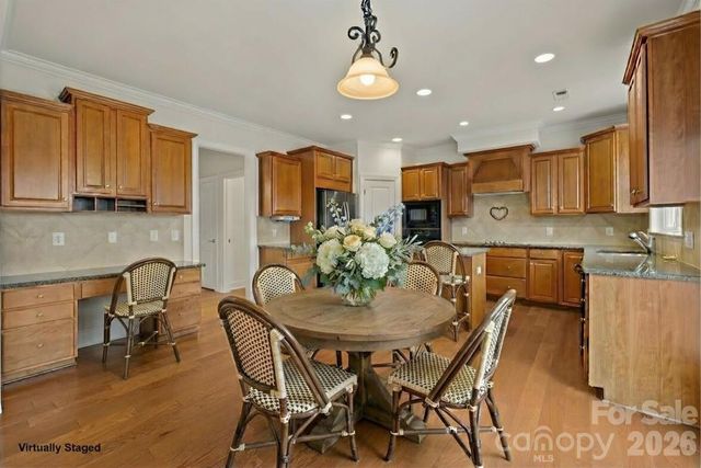 2100 Goddard Way, Waxhaw, NC 28173